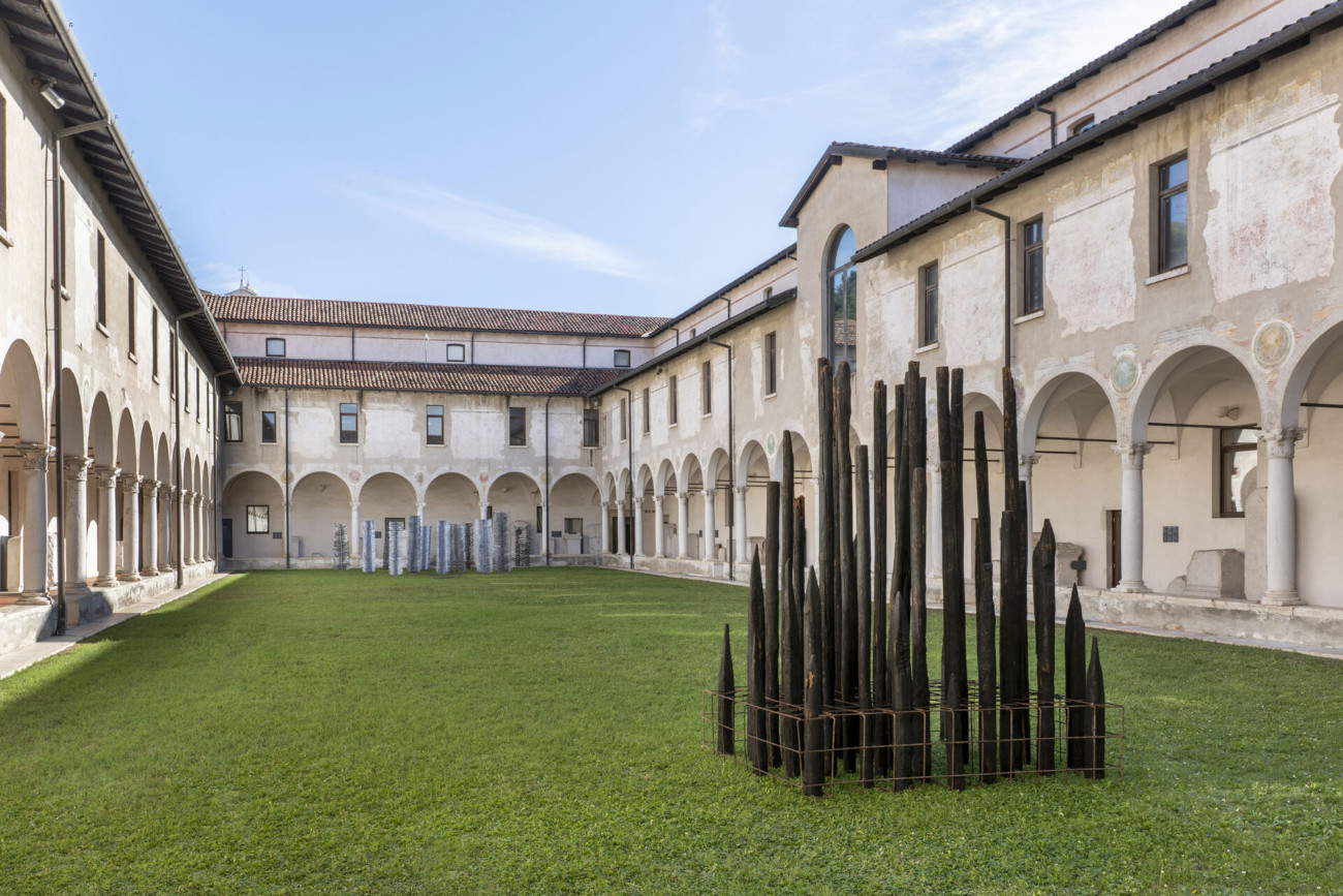 Allestimenti Franca Ghitti. Una storia di Altri Alfabeti, Brescia, Museo di Santa Giulia, 2026 &copy; Foto Ela Bialkowska, OKNO studio