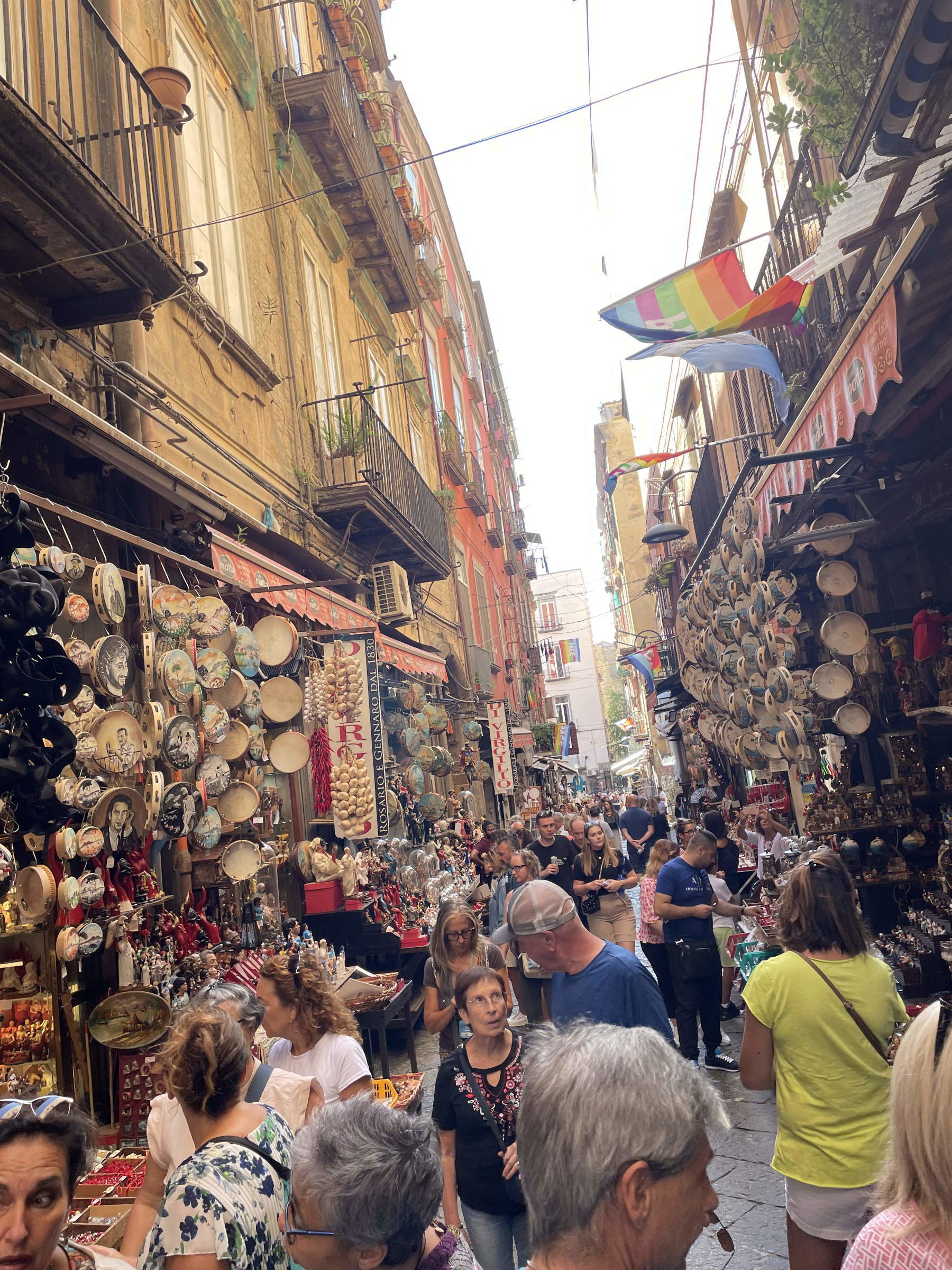 Via San Gregorio Armeno. Photo: Wikimedia Commons &ndash; Photo2023 | Creative Commons Attribution 4.0 International license.