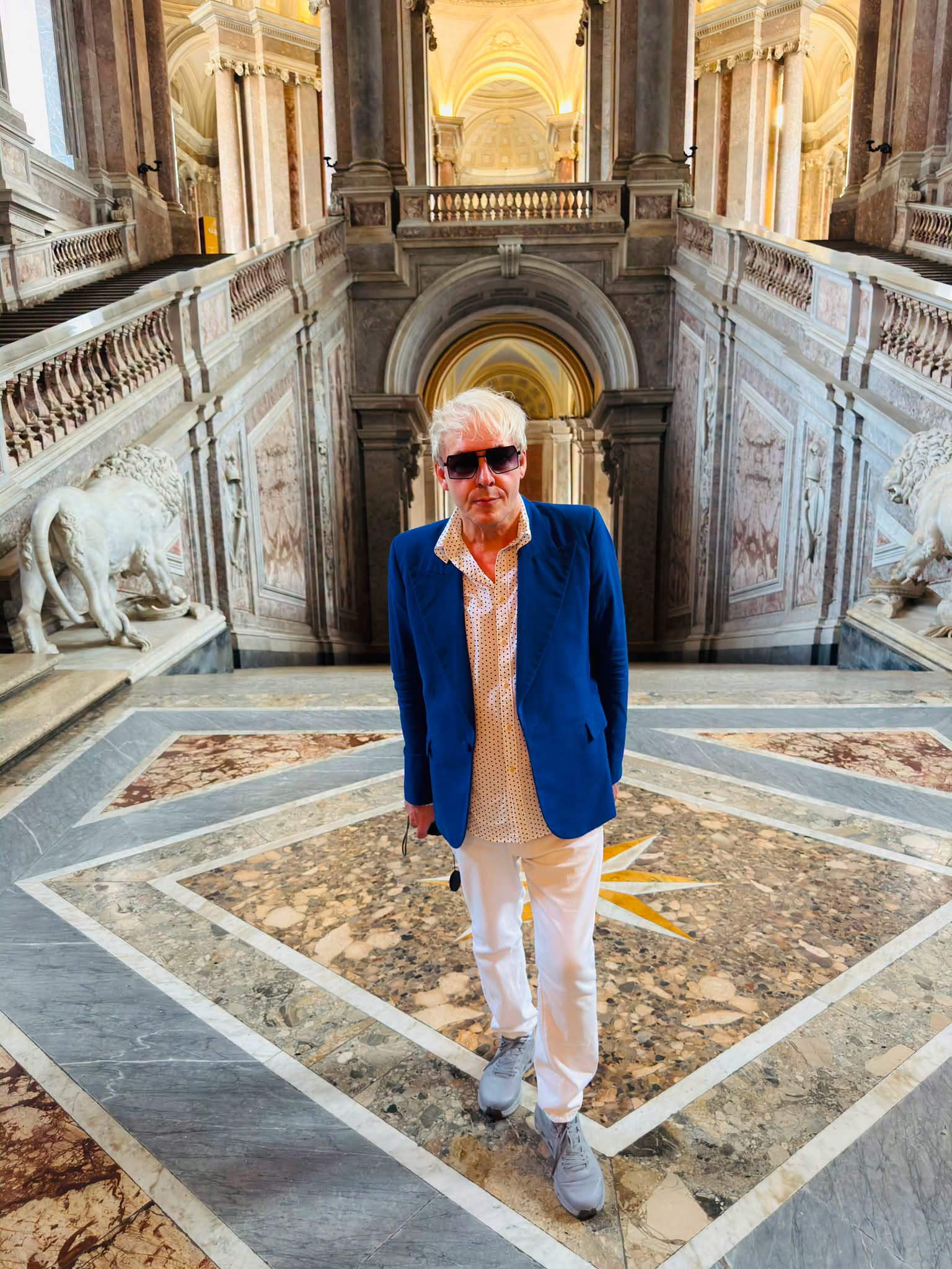 Il tastierista dei Duran Duran, Nick Rhodes nella Reggia di Caserta