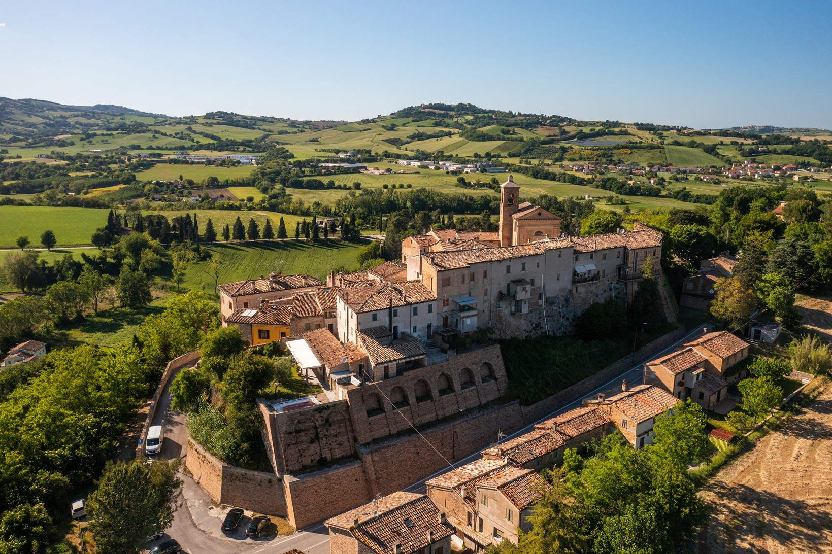Le village de Nidastore, Arcevia (Ancône). Photo : Katia Campione / FAI