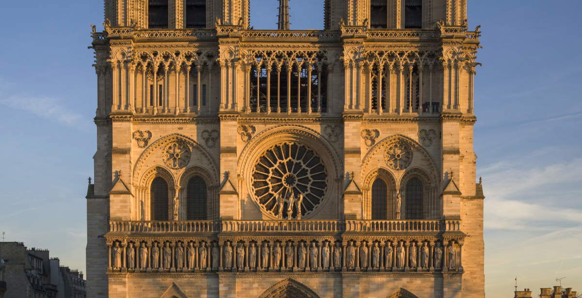 Notre-Dame: comienzan las obras de restauración del rosetón occidental y de la fachada norte