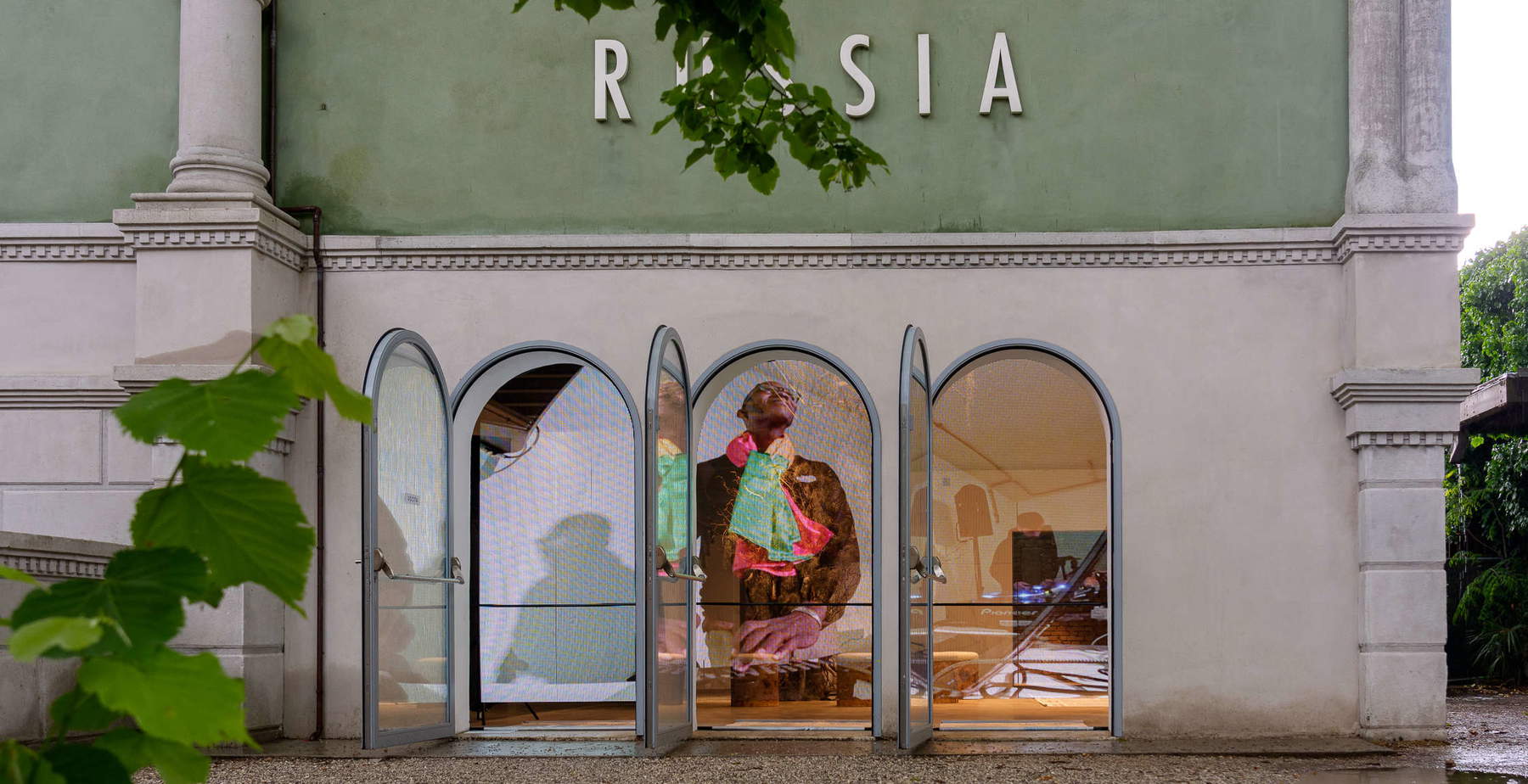 EU Spokesperson Announces Withdrawal of Funding for the Russian Pavilion at the Biennale