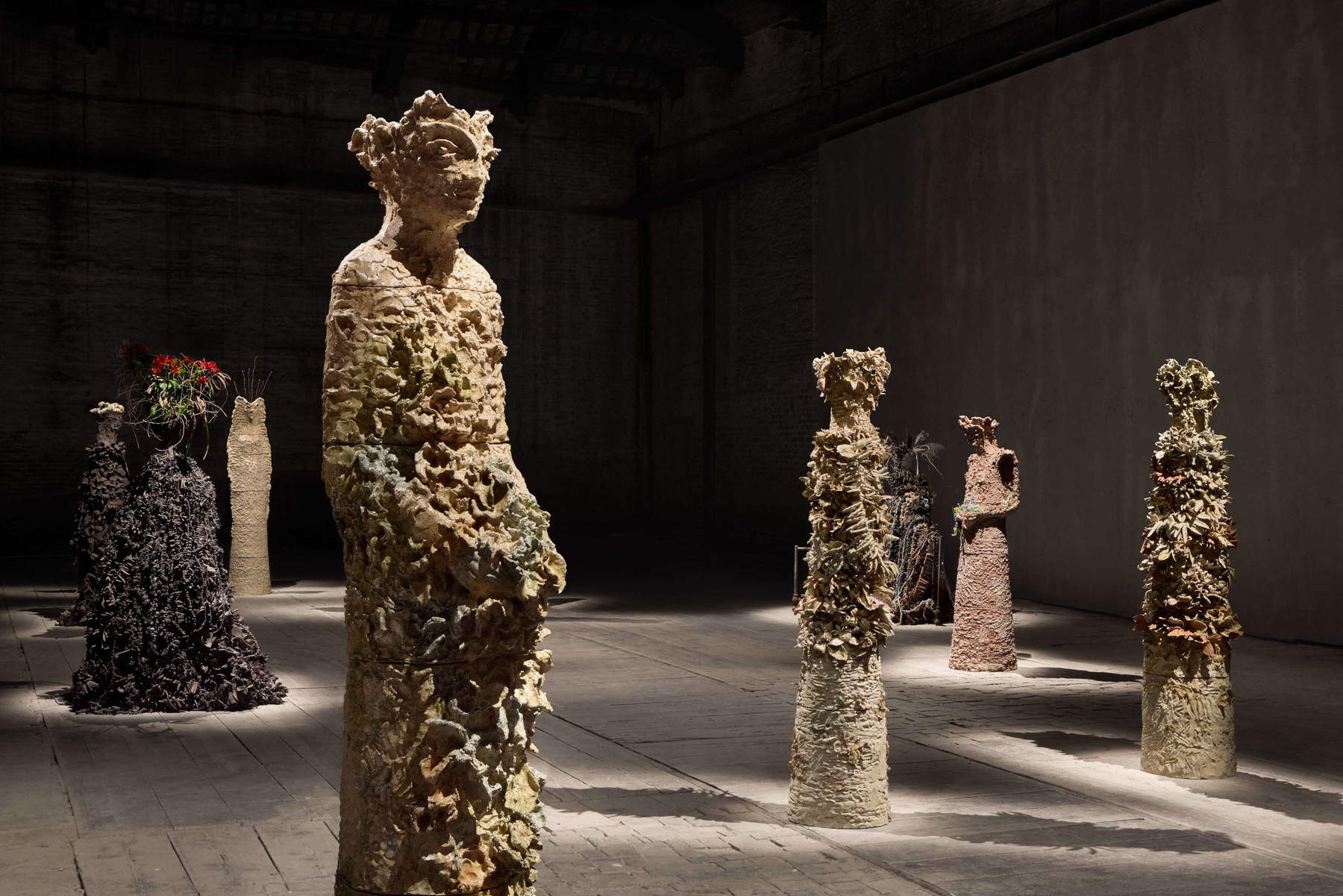 Con te con tutto, il progetto di Chiara Camoni per il Padiglione Italia alla Biennale di Venezia 2026
