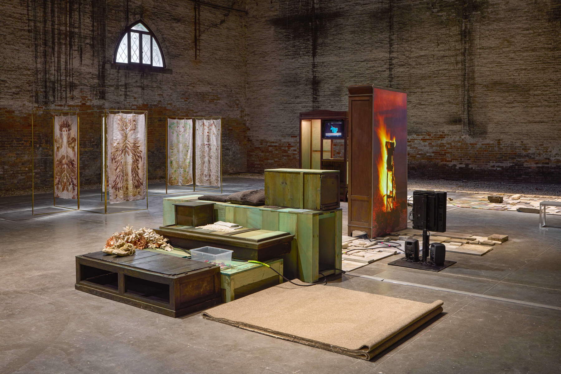 Con te con tutto, il progetto di Chiara Camoni per il Padiglione Italia alla Biennale di Venezia 2026