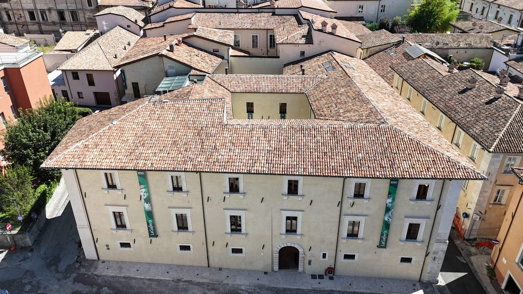 Palacio Farinosi Branconi, L'Aquila. Foto: La Galería de BPER