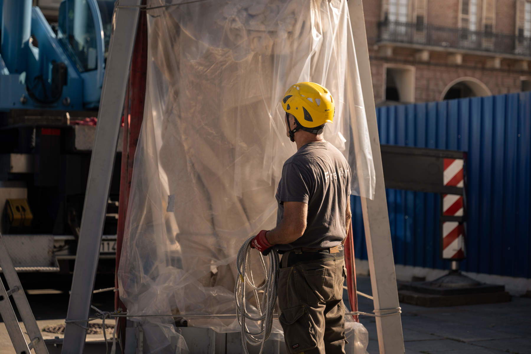 The four large allegorical statues are being placed in the Carlo Emanuele I Gallery of Palazzo Madama. Photo: Alessio Bergadano