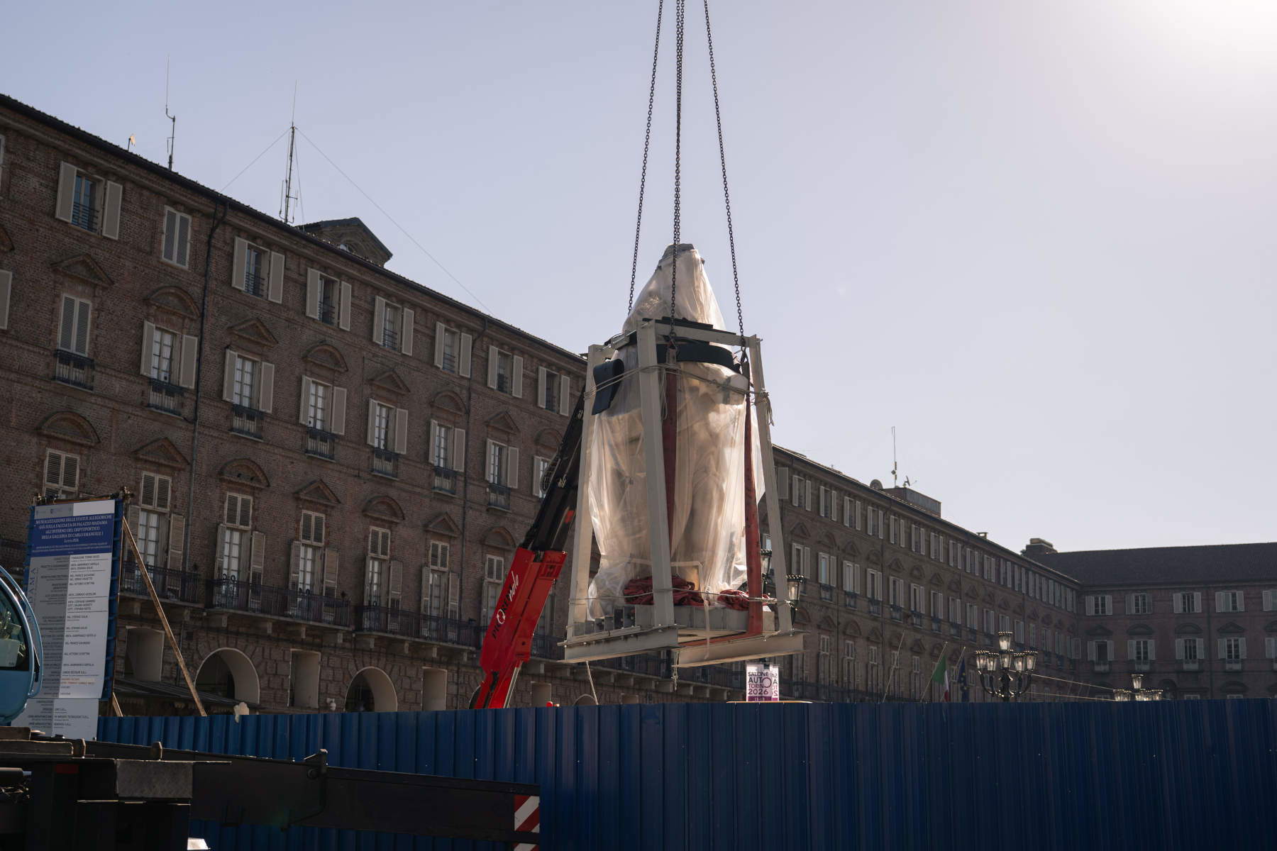 The four large allegorical statues are being placed in the Carlo Emanuele I Gallery of Palazzo Madama. Photo: Alessio Bergadano