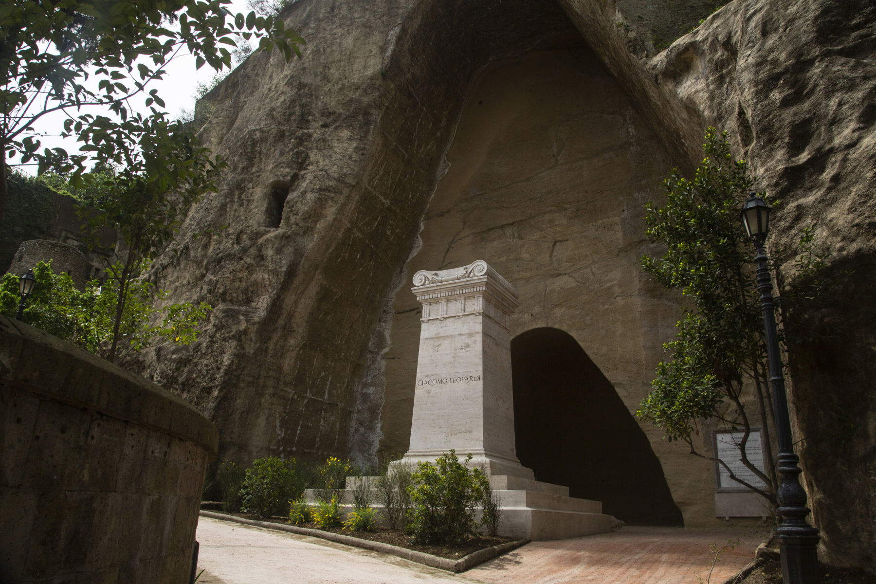 Parco delle Tombe di Virgilio e Leopardi. Foto: Ministero della Cultura &ndash; A.Cardone