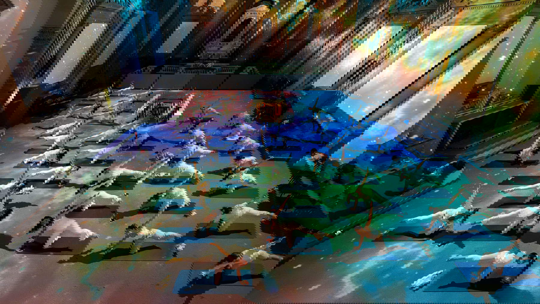 Pilates in der ehemaligen Kirche von Santo Stefano al Ponte, der heutigen Kathedrale des Bildes. Foto: Cross Media Group