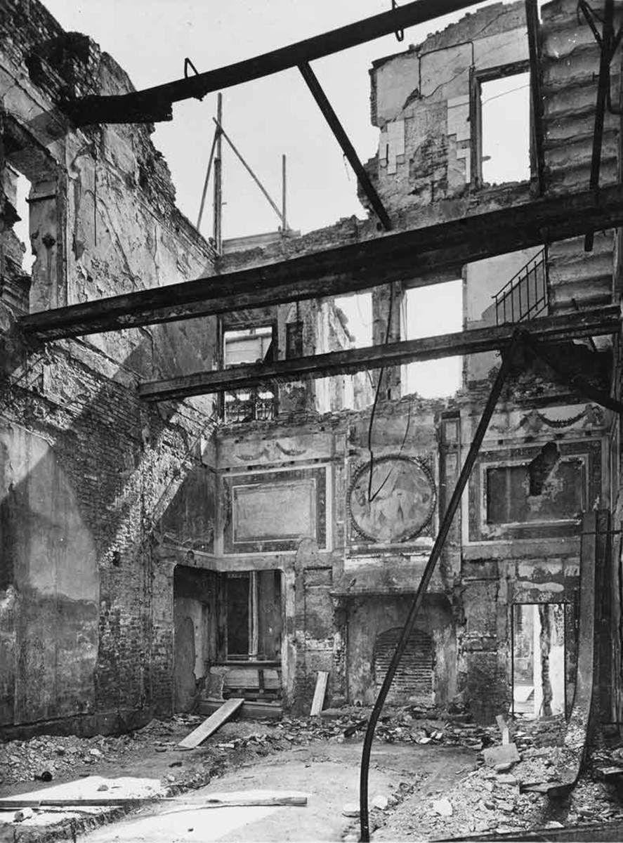 Goldener Saal, Bombardierungen 1943. Foto: Archiv des Castello Sforzesco