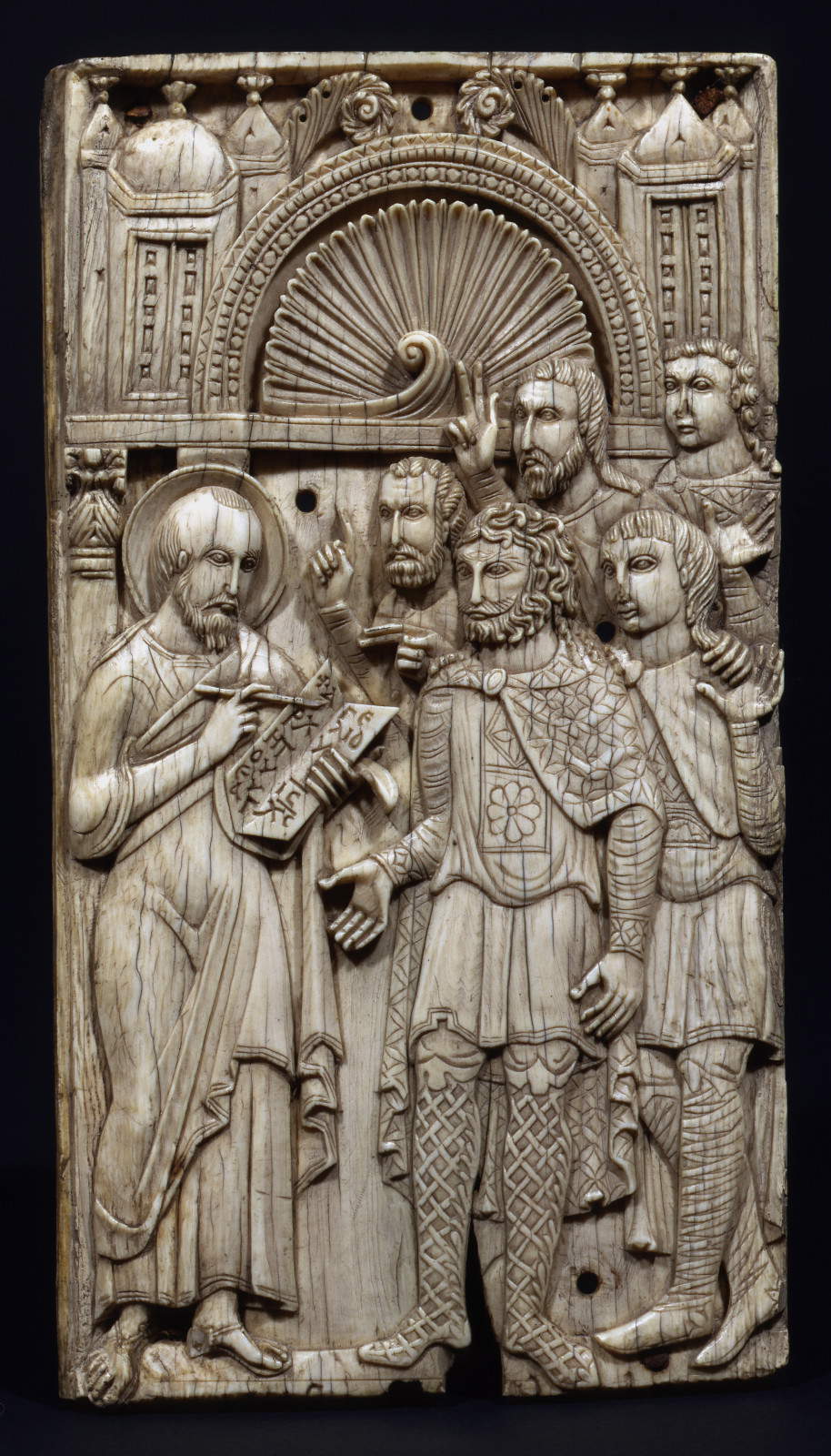 Predigt des Heiligen Markus, Elfenbeintafel aus dem sogenannten Katheder von Grado (7. Jahrhundert; Sammlungen für Angewandte Kunst im Castello Sforzesco) &copy; Stadt Mailand