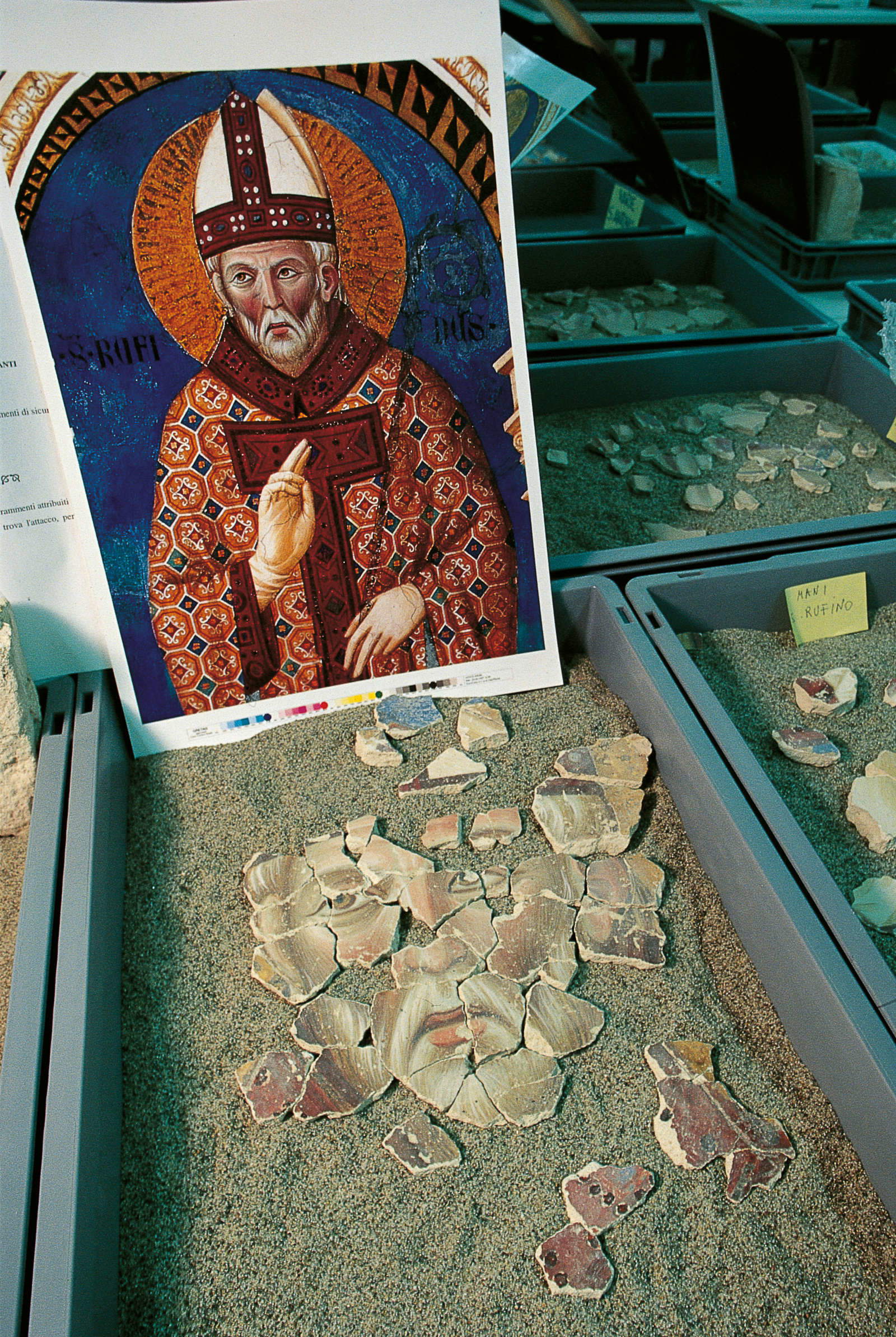 1997, earthquake and restoration of the Basilica of St. Francis. Photo: Ghigo Roli