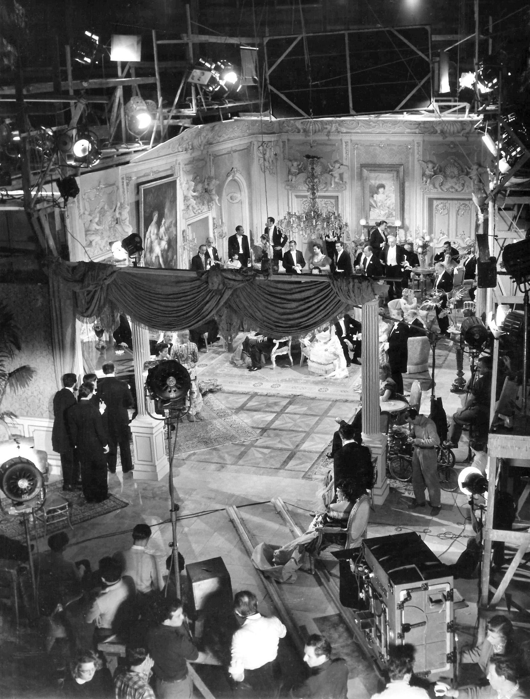 Puccini, set Teatro di Posa - Cinecitt&agrave;