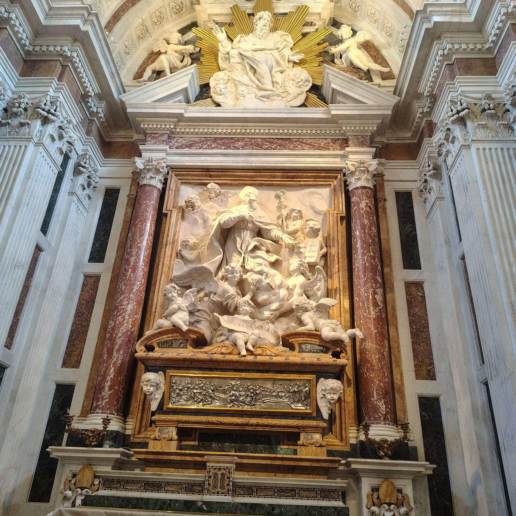 Die Basilika del Carmine nach der Restaurierung. Foto: Luca V. Photography