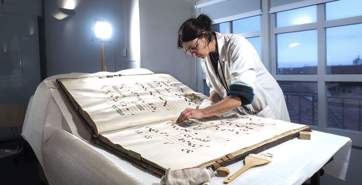 Certosa di Pavia: Restoration of the Thirteen Illuminated Choral Books Completed