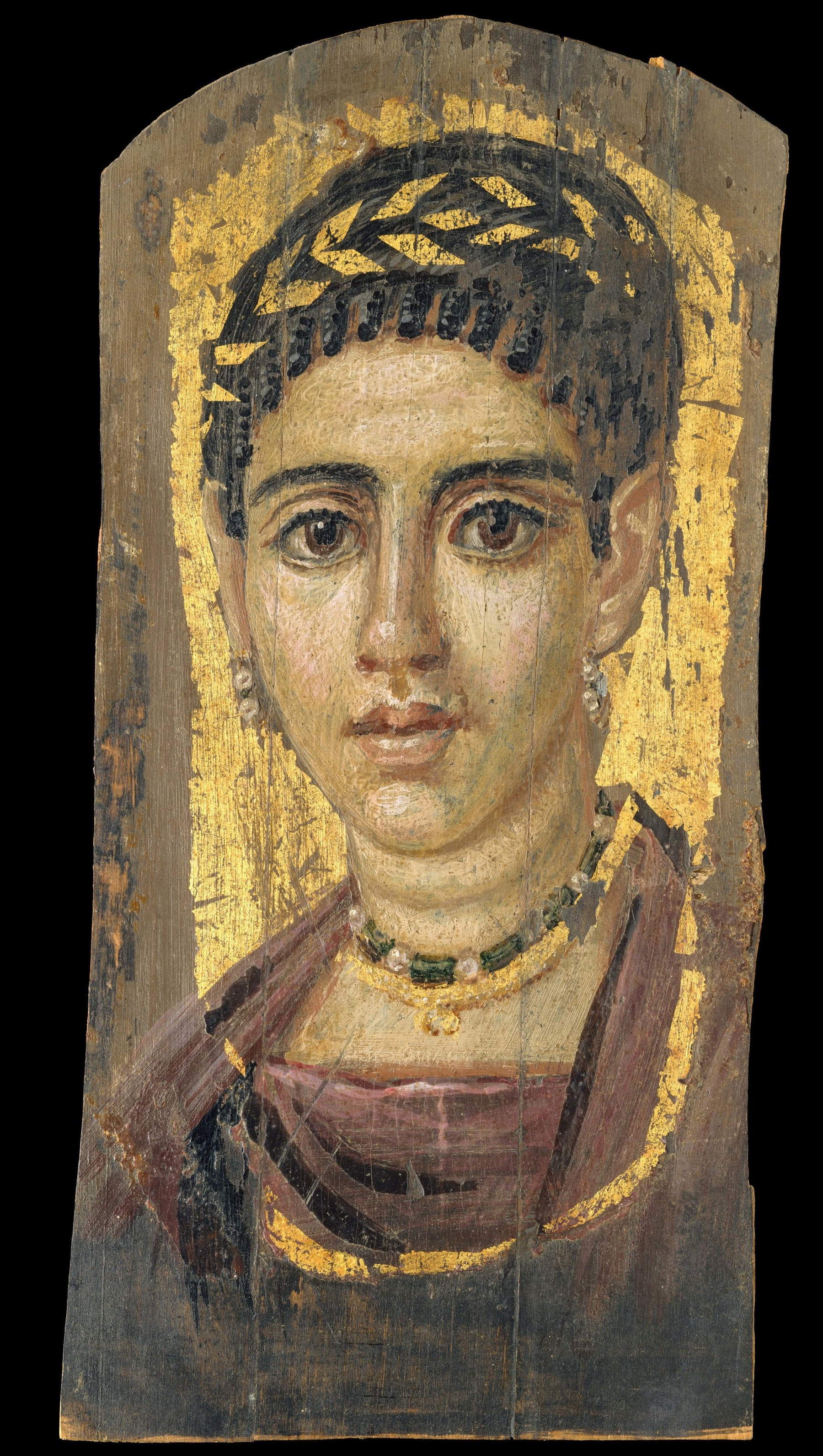 Porträt einer jungen Frau mit goldener Krone (120&ndash;140 n. Chr.; Enkaustik auf Holz mit Blattgold; New York, Metropolitan Museum of Art)