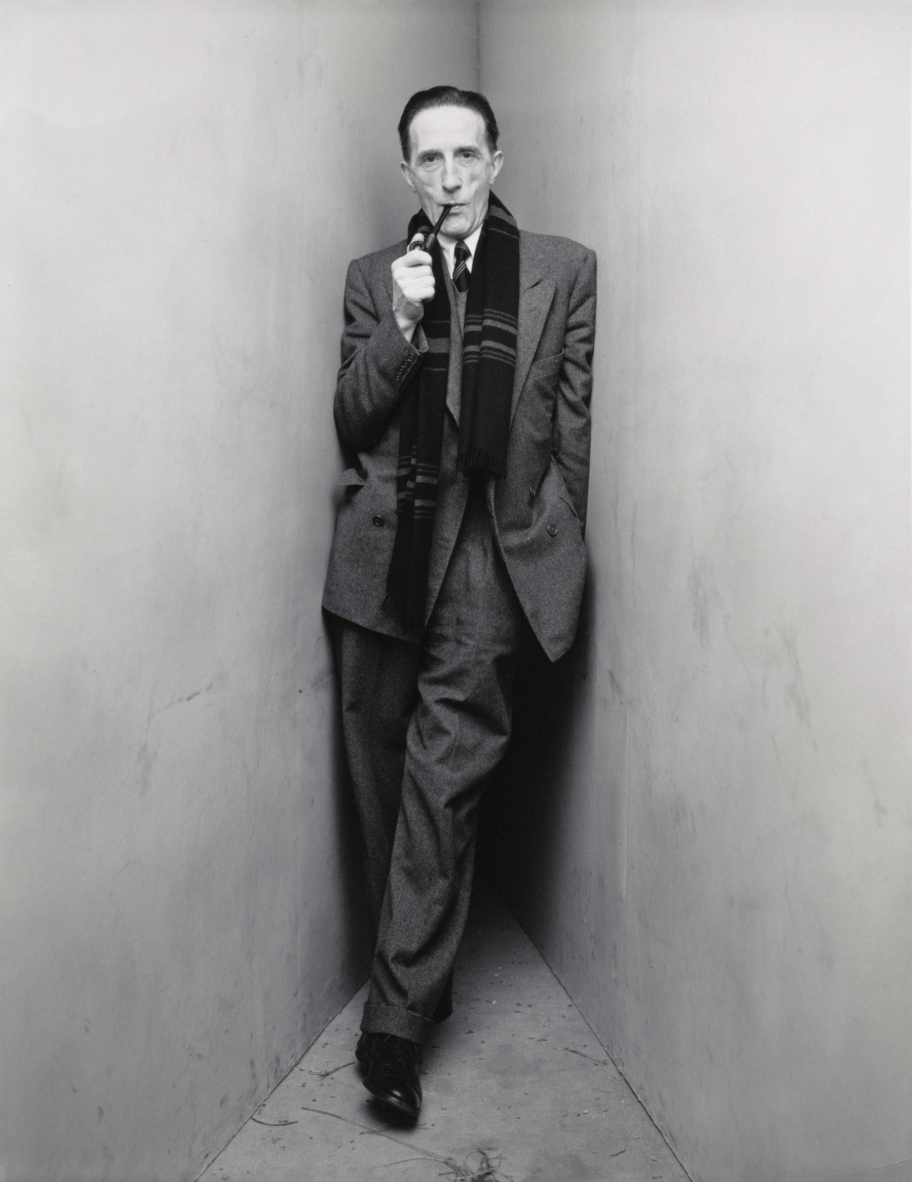 Irving Penn, Marcel Duchamp (1 of 2), New York (1948; gelatin silver salt print (IRP 1032)) &copy; The Irving Penn Foundation. Courtesy of Thaddaeus Ropacgallery London - Paris -Salzburg - Milan - Seoul