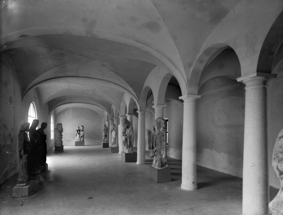 The historic 1946 exhibition, piano terra