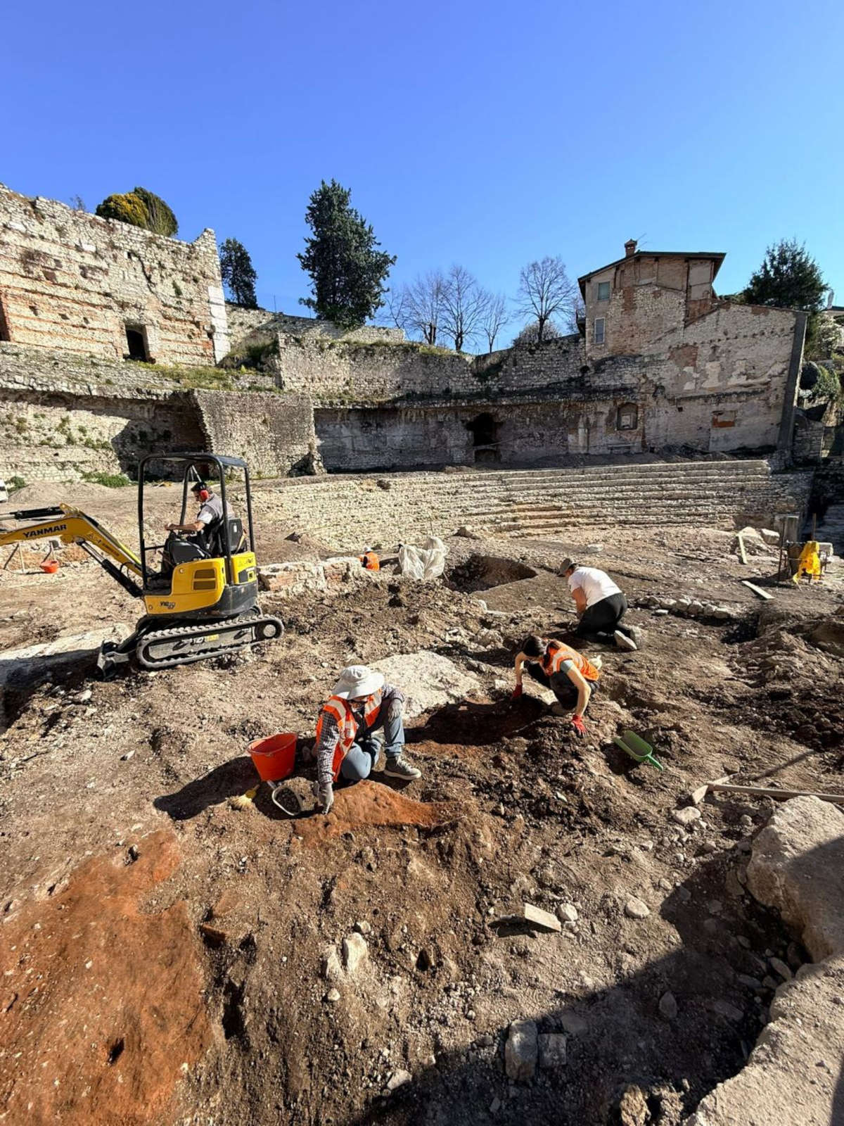 Ausgrabungen am Römischen Theater in Brescia. Foto: Oberaufsicht für Archäologie, Bildende Künste und Landschaft der Provinzen Bergamo und Brescia