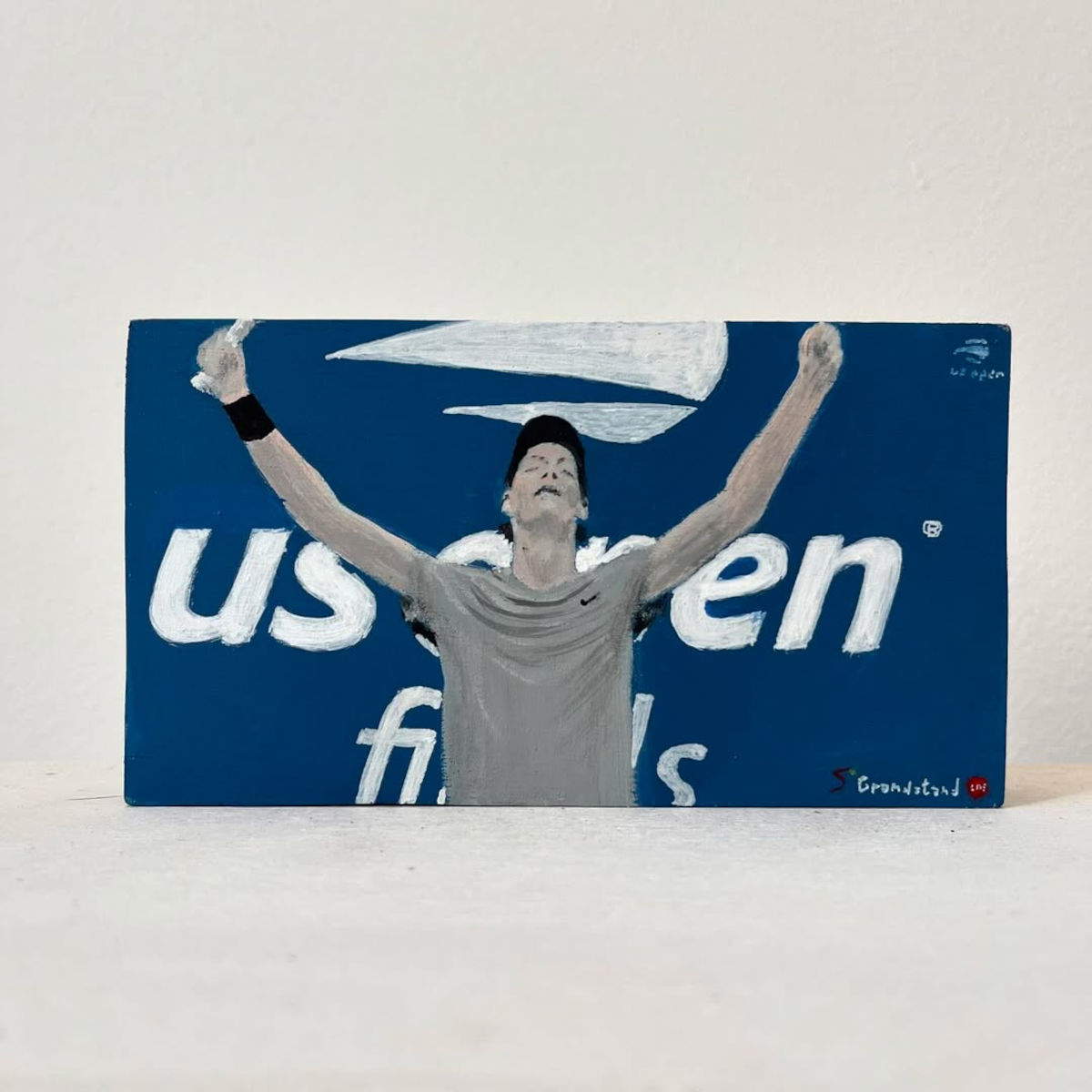 Simone Tribuiani, Sinner 2024 US Open Gewinner (2024; Acryl auf Platte, 15,5 x 8,7 cm). Foto: Simone Tribuiani Ig Profil