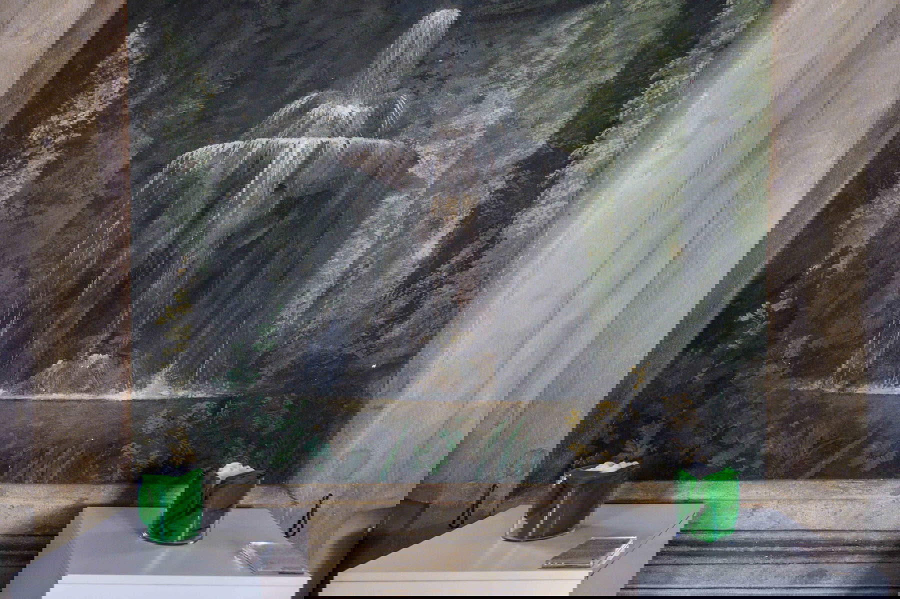 Sogni di natura, Veduta di allestimento dell&rsquo;installazione olfattiva, Collezioni Comunali d&rsquo;Arte (Sala Boschereccia), Bologna. Foto: Giorgio Bianchi &ndash; Comune di Bologna