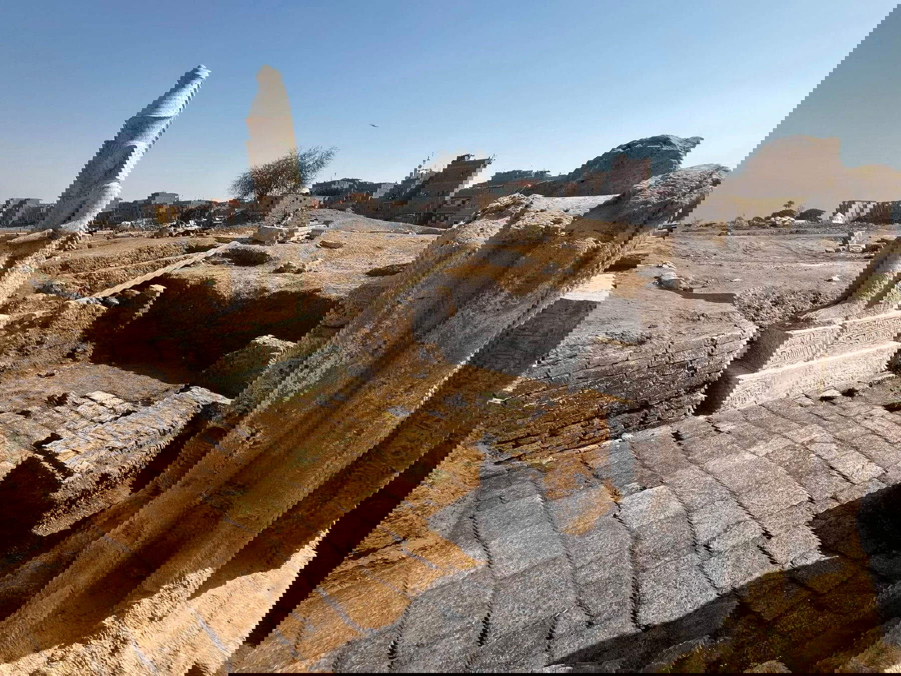 Die monumentale Statue des sitzenden Ramses II. Foto: &copy;Ministerium für Tourismus und Altertümer