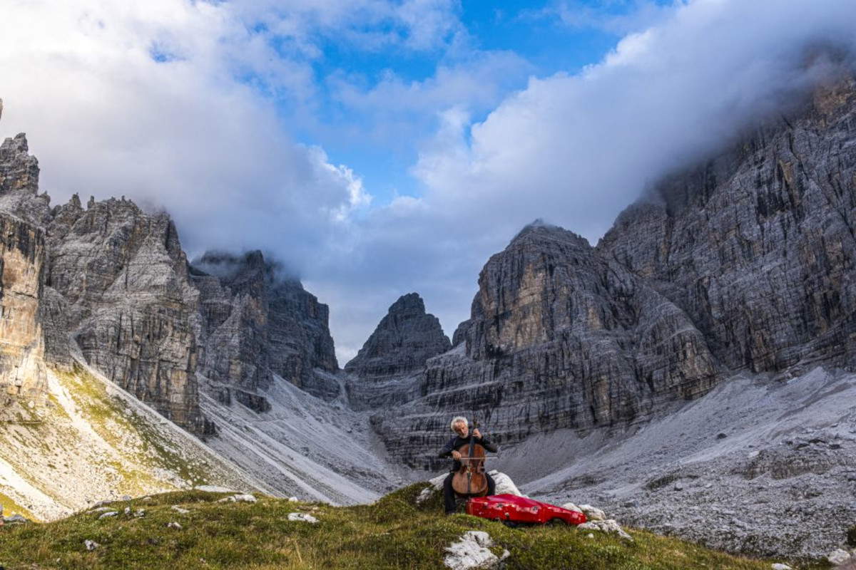 Madonna di Campiglio. Dolomites de Brenta, « Les sons des Dolomites ». Randonnée. Photo : Pierluigi Orler