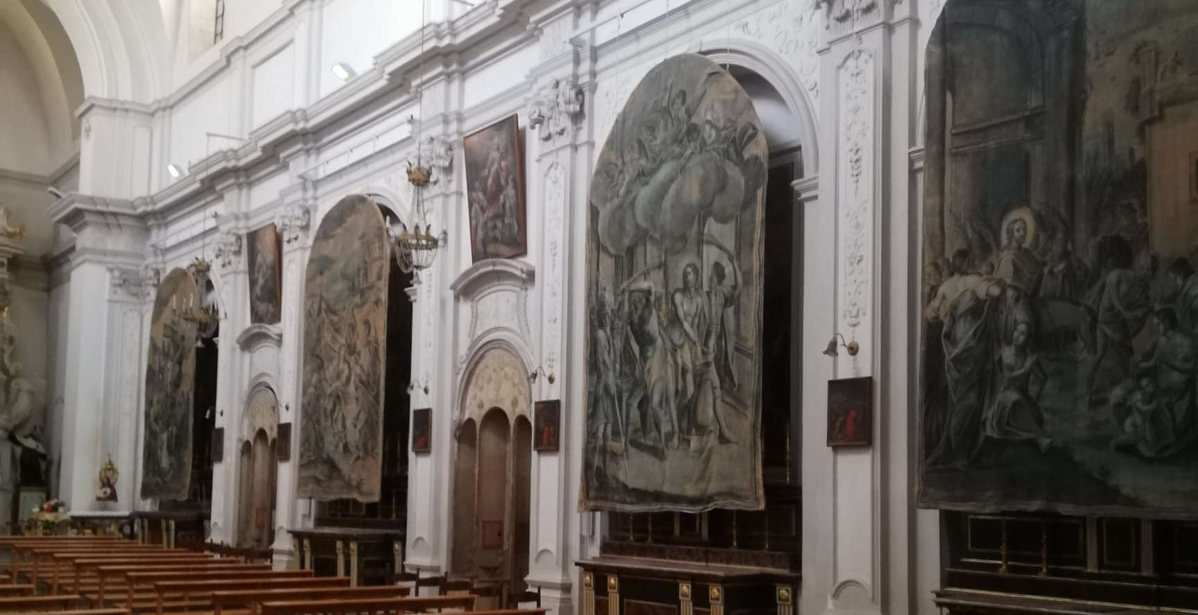 Modica, die Teleri della Passione restauriert: ein seltener Zyklus von 1795 kehrt zurück