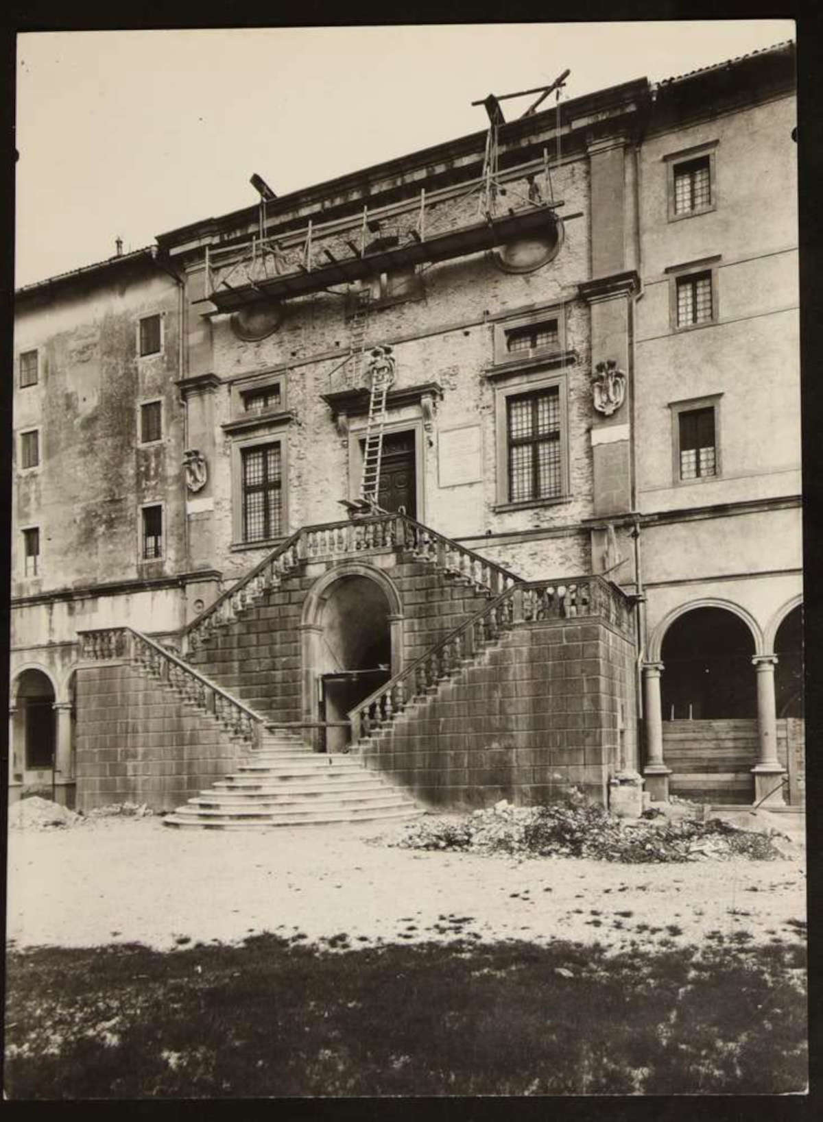 Earthquakes and Transformations: Photography and Science on the 1976 Fault Line in Friuli