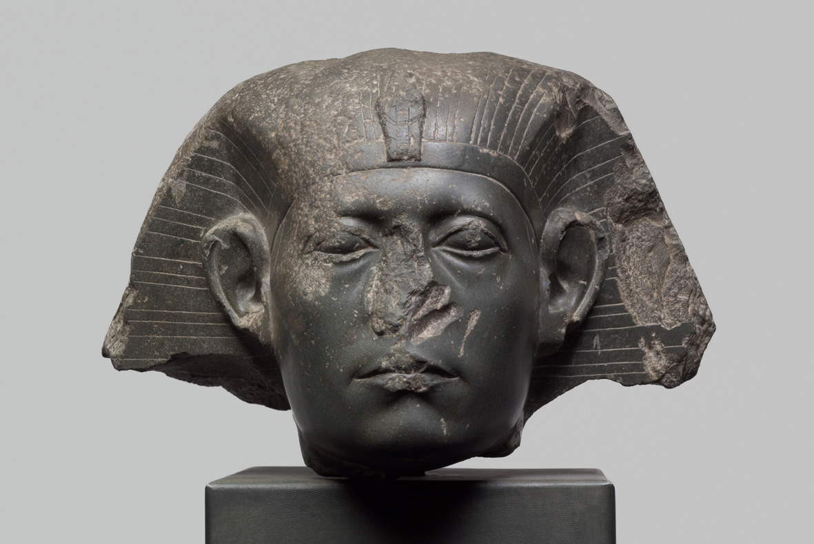 Head of a sphinx from Sesostri III Middle Kingdom (12th dynasty, reign of Sesostri III, c. 1878-1843 AD; siltstone; Vienna, Kunsthistorisches Museum, Egyptian-Oriental Collection) &copy; KHM-Museumsverband