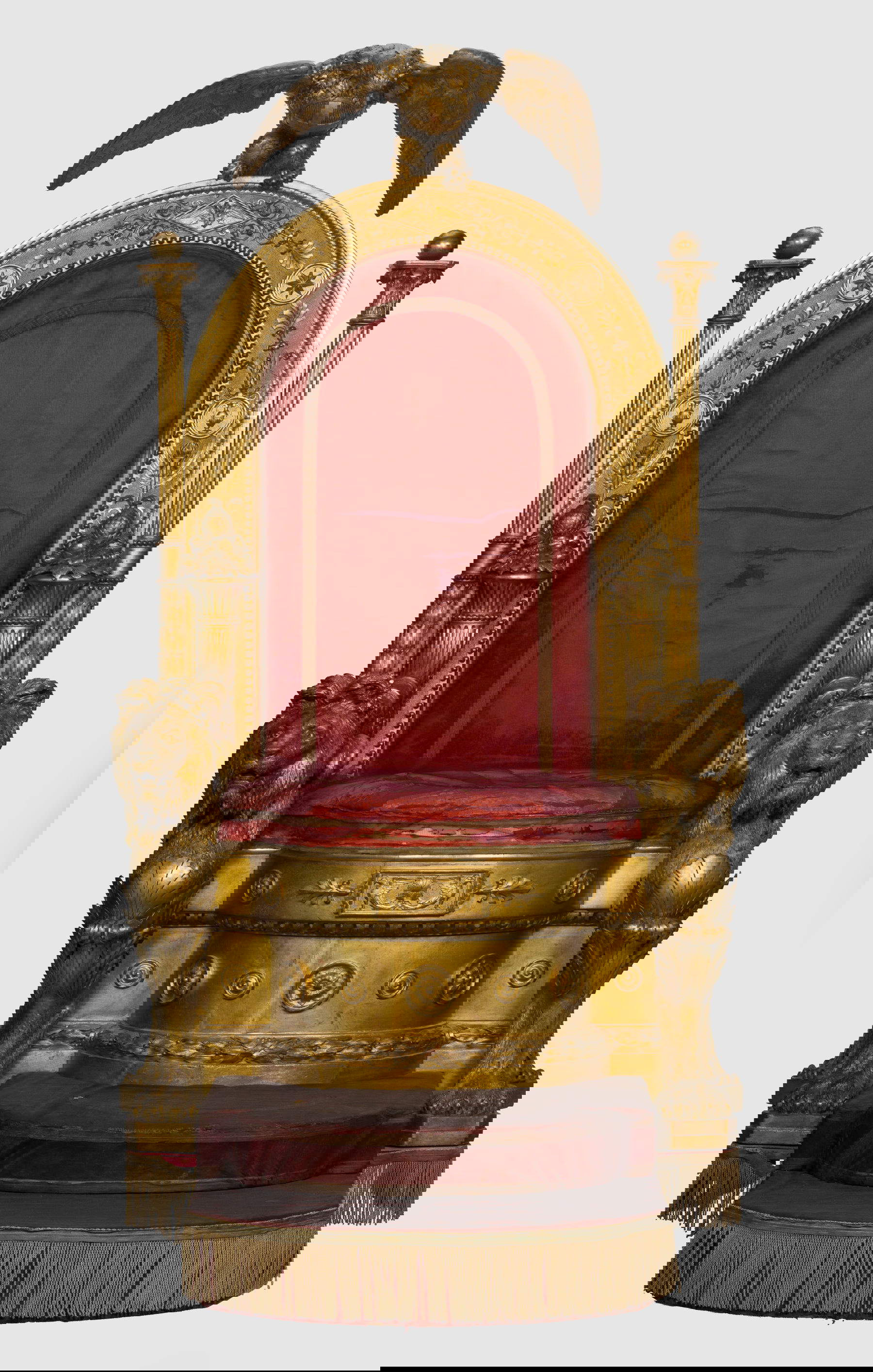 Le trône du Palais royal avant la restauration