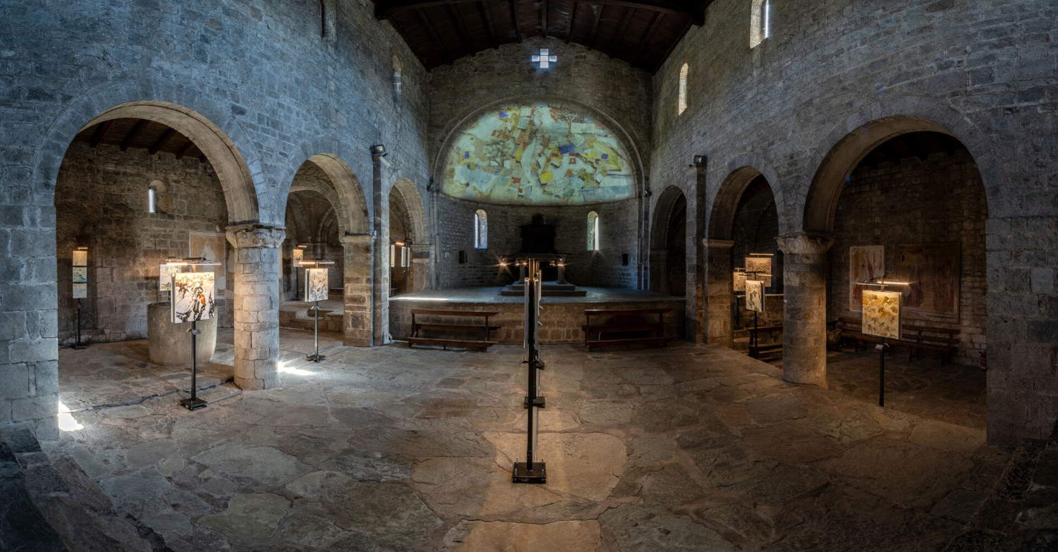 Tullio Pericoli Allestimenti. Rupestrian Lands and Earthquakes, Cemmo di Capo di Ponte (Brescia). Photo: Davide Bassanesi
