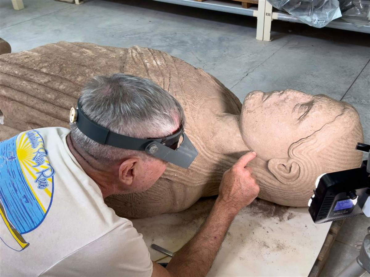 The discovery of the monumental statue. Photo: Turkish Ministry of Culture and Tourism