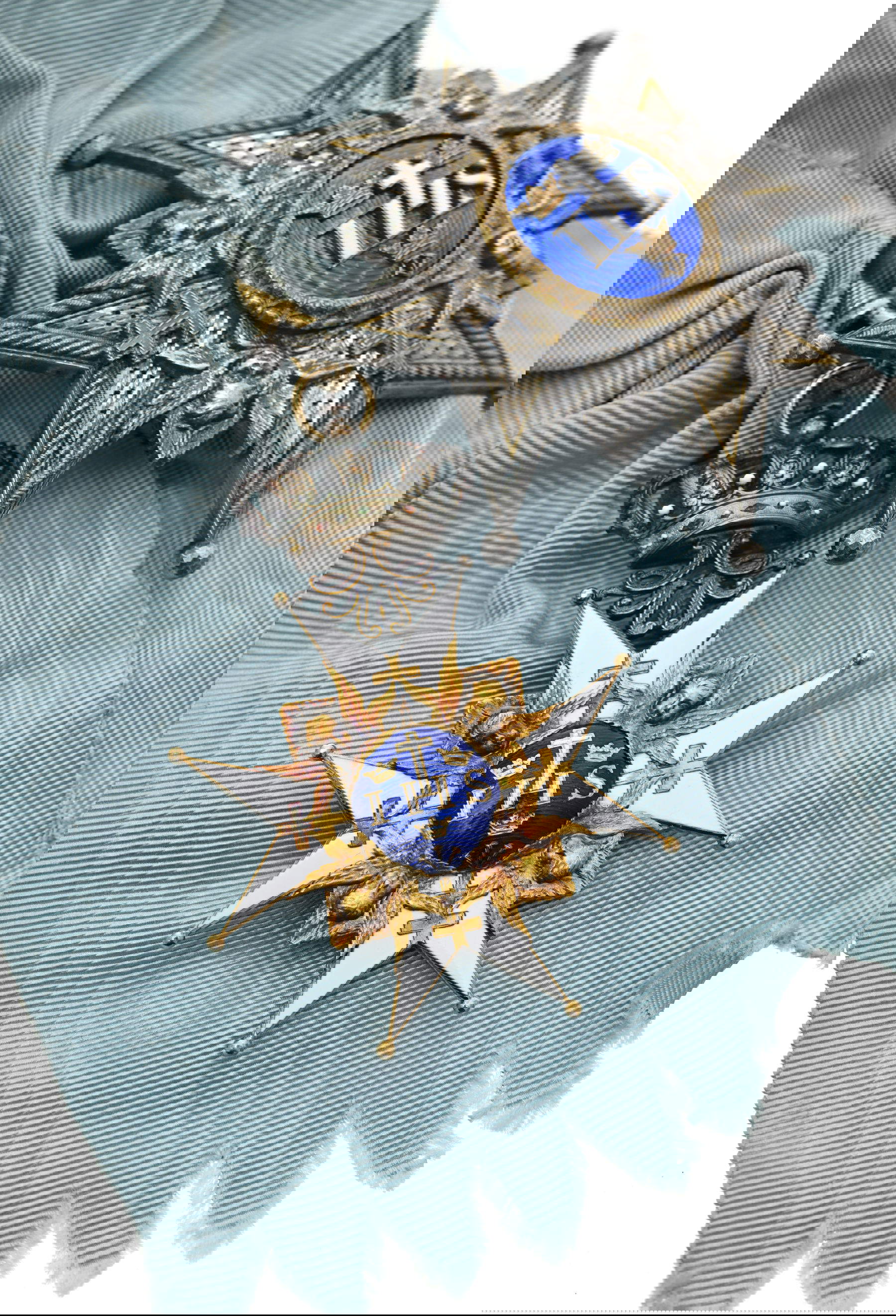 1828. Königreich Schweden - Orden der Seraphim. Schätzung: ca. &euro; 6.650-8.866