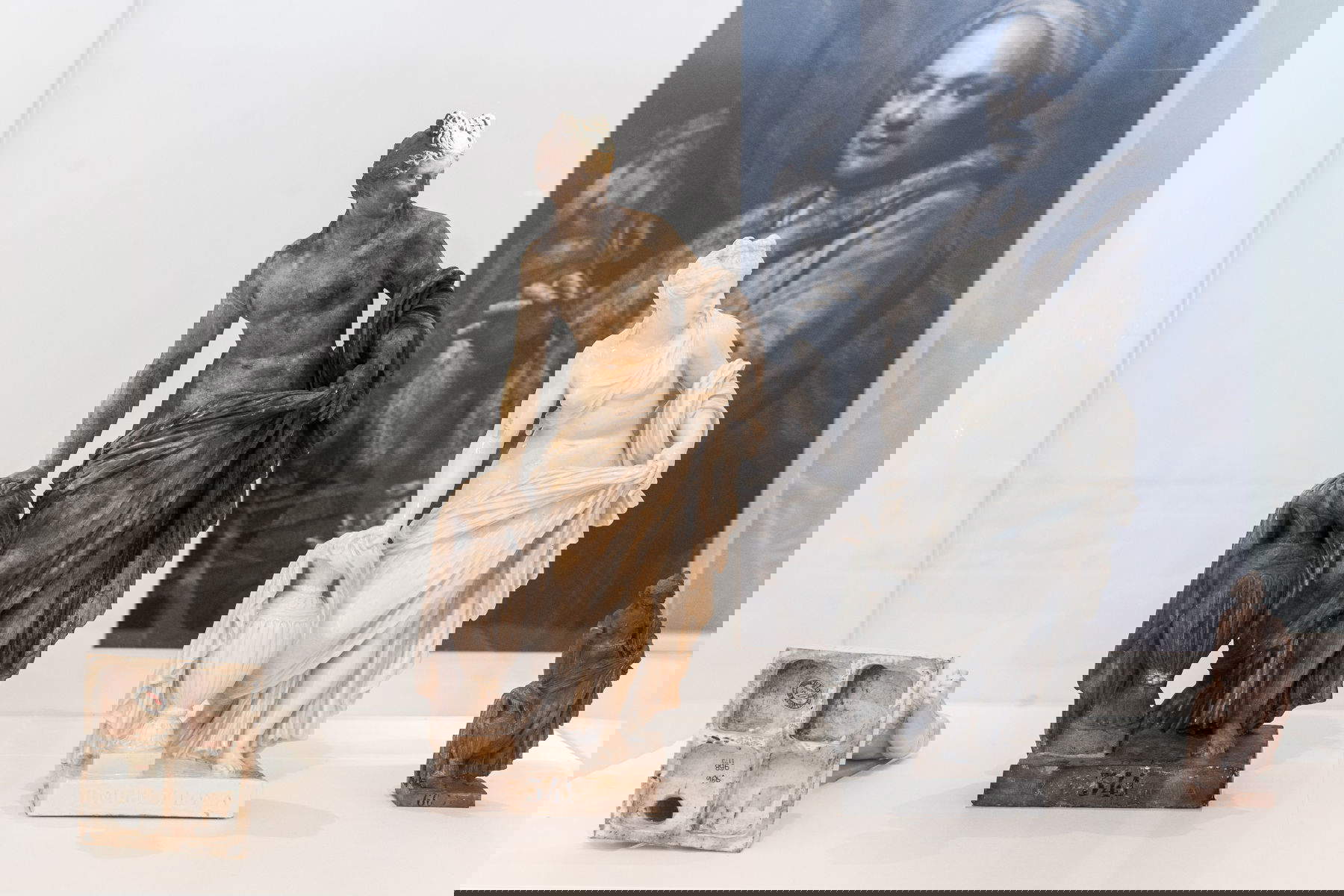 Installation view of the exhibition Alchimia Ginori 1737-1896. Art and technique in manufacturing