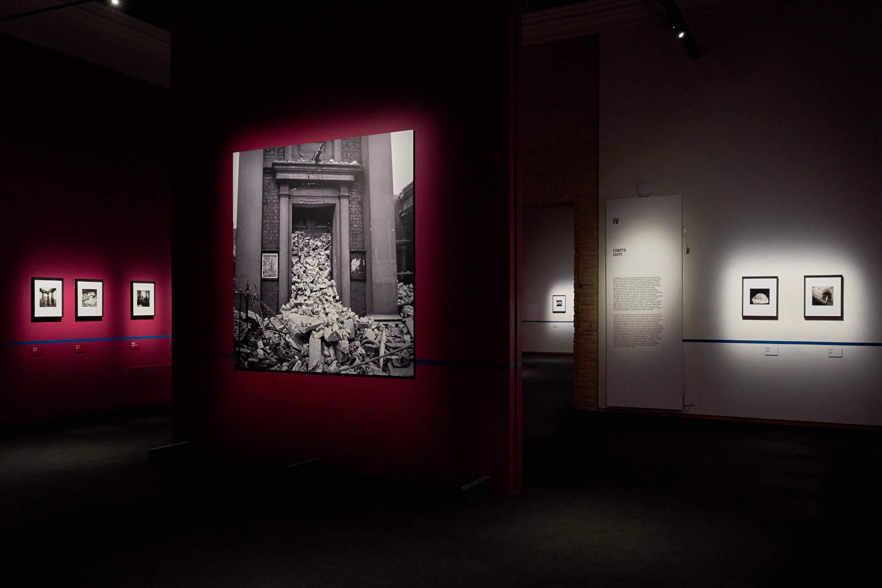Vista de la exposición «Lee Miller. Obras 1930-1955». Foto: Emanuele Rambaldi