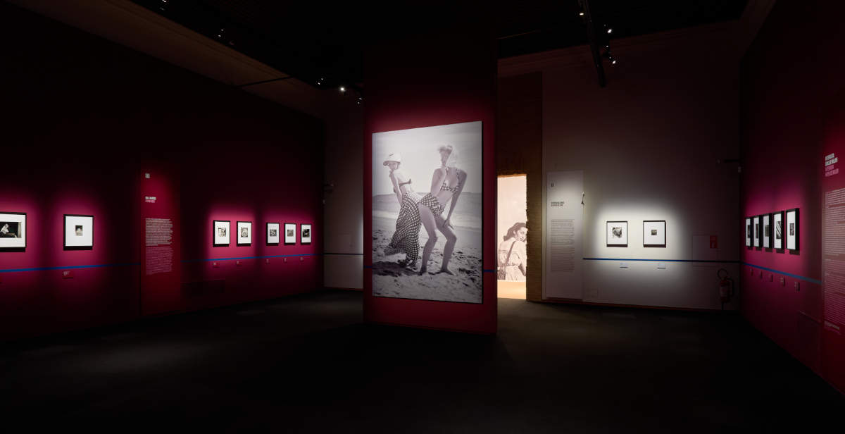Lee Miller: 160 fotografías en Forlì narran las múltiples vidas de una gran artista Lee Miller: 160 fotografías en Forlì narran las múltiples vidas de una gran artista