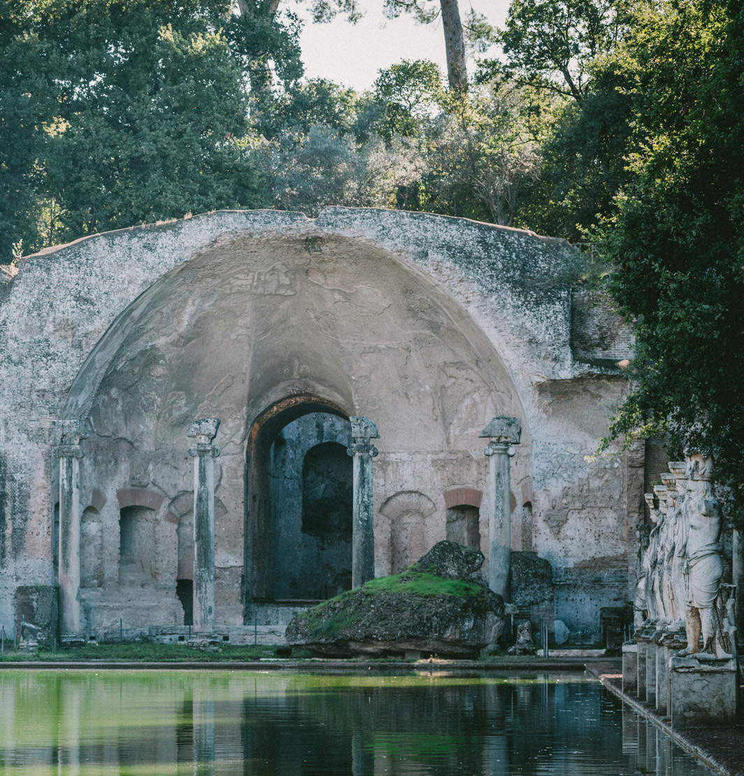 Villa Adriana, Canopo