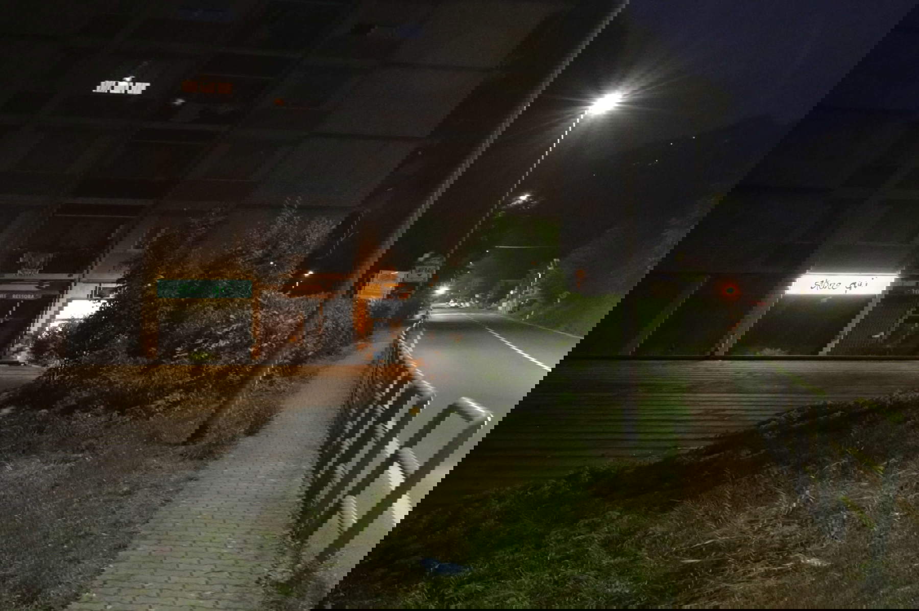 Vittorio Corsini, Stare qui (2026)