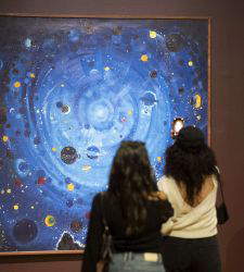 A reading of the night. What the exhibition at GAM in Turin looks like.