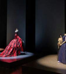 At the Reggia di Venaria, 31 costumes tell the story of queens on stage