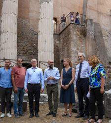 Rome : r&eacute;ouverture du site arch&eacute;ologique de la via delle Botteghe Oscure. Il abrite les vestiges d'un temple romain.