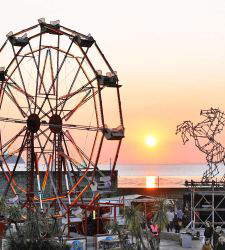 Wenn Kunst provoziert: Ausdrucksfreiheit oder Verantwortungslosigkeit? Wie weit darf man gehen?