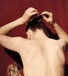 En Francia hay una curiosa exposici&oacute;n sobre las figuras de hombros en el arte desde la antig&uuml;edad hasta nuestros d&iacute;as