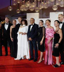 Venice 83: The Golden Lion Goes to *Kvinde Ukendt*. Scamarcio Wins Best Actor in the Orizzonti Section