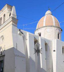Ischia: Ein Blitz besch&auml;digt die Kuppel der Kirche San Gaetano &ndash; das Geb&auml;ude ist geschlossen