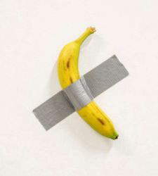 Rubata la banana di Maurizio Cattelan al Centre Pompidou-Metz. Denuncia del museo contro ignoti