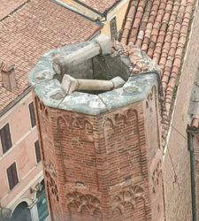 Cremona: Sch&auml;den am Dom und am Stadtturm nach dem Unwetter