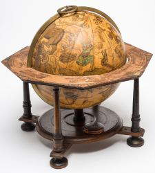 En la Biblioteca Capitular de Verona se exponen los globos terr&aacute;queos restaurados de Doppelmayr