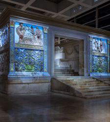 Un videomapping reconstruye los colores del Ara Pacis